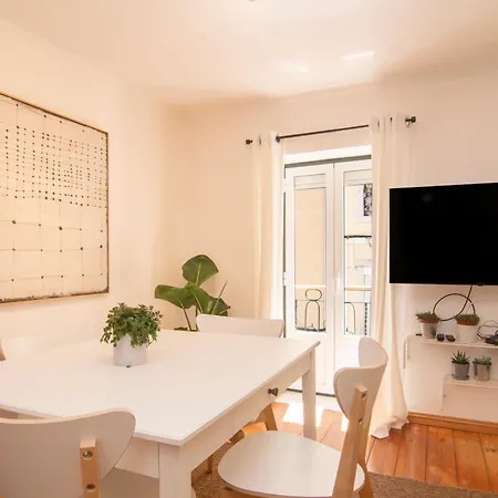Charming & Peaceful Family Flat Apartment Lisbon Exterior photo