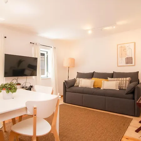 Charming & Peaceful Family Flat Apartment Lisbon Exterior photo