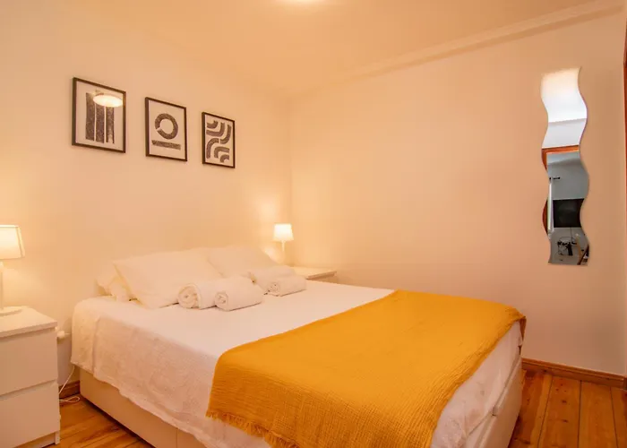 Charming & Peaceful Family Flat